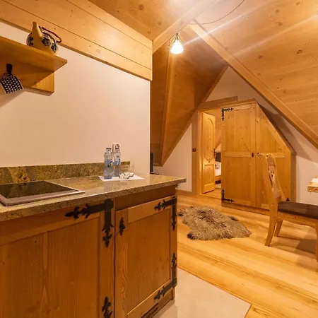 Homestay Dolina Harenda *