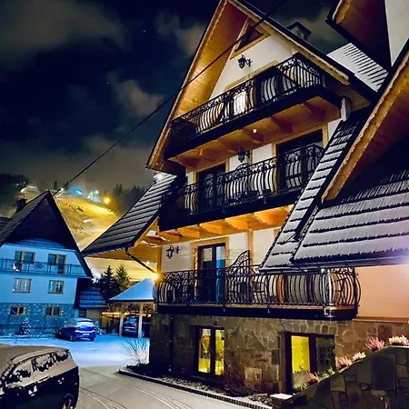 Dolina Harenda Homestay *