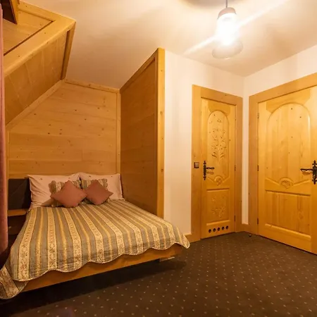 Dolina Harenda בית אירוח