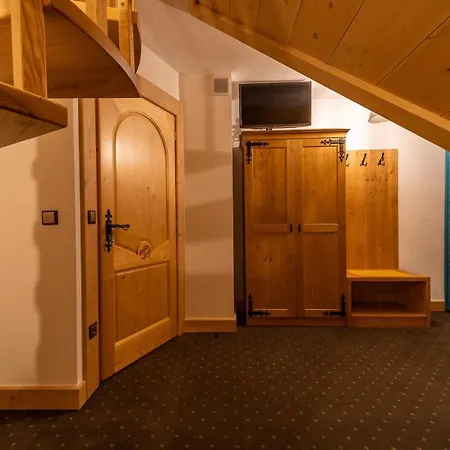 Dolina Harenda זקופאנה